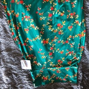 Green maxi with red/orange flowers